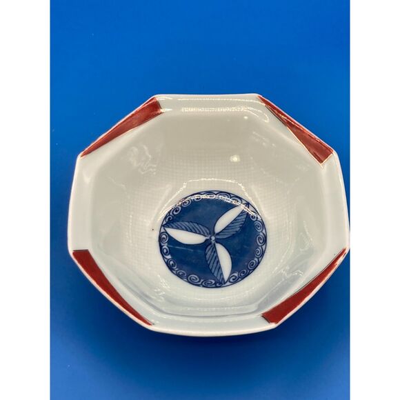 Arita Ware Vintage Japanese Ceramic 6" Rice bowl pair blue leaves - Picture 4 of 4